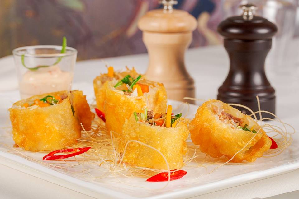 Istorie si arome locale la restaurantul Casa Hrisicos din Constanta